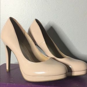 Cream pumps